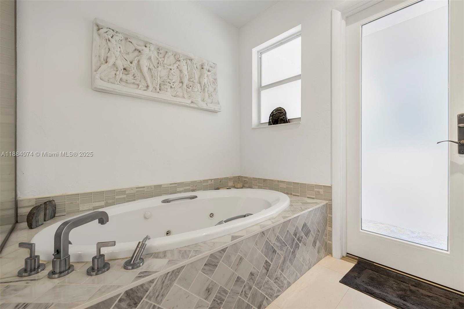 Small Image of 5120 CARILLO ST, Coral Gables Number 37