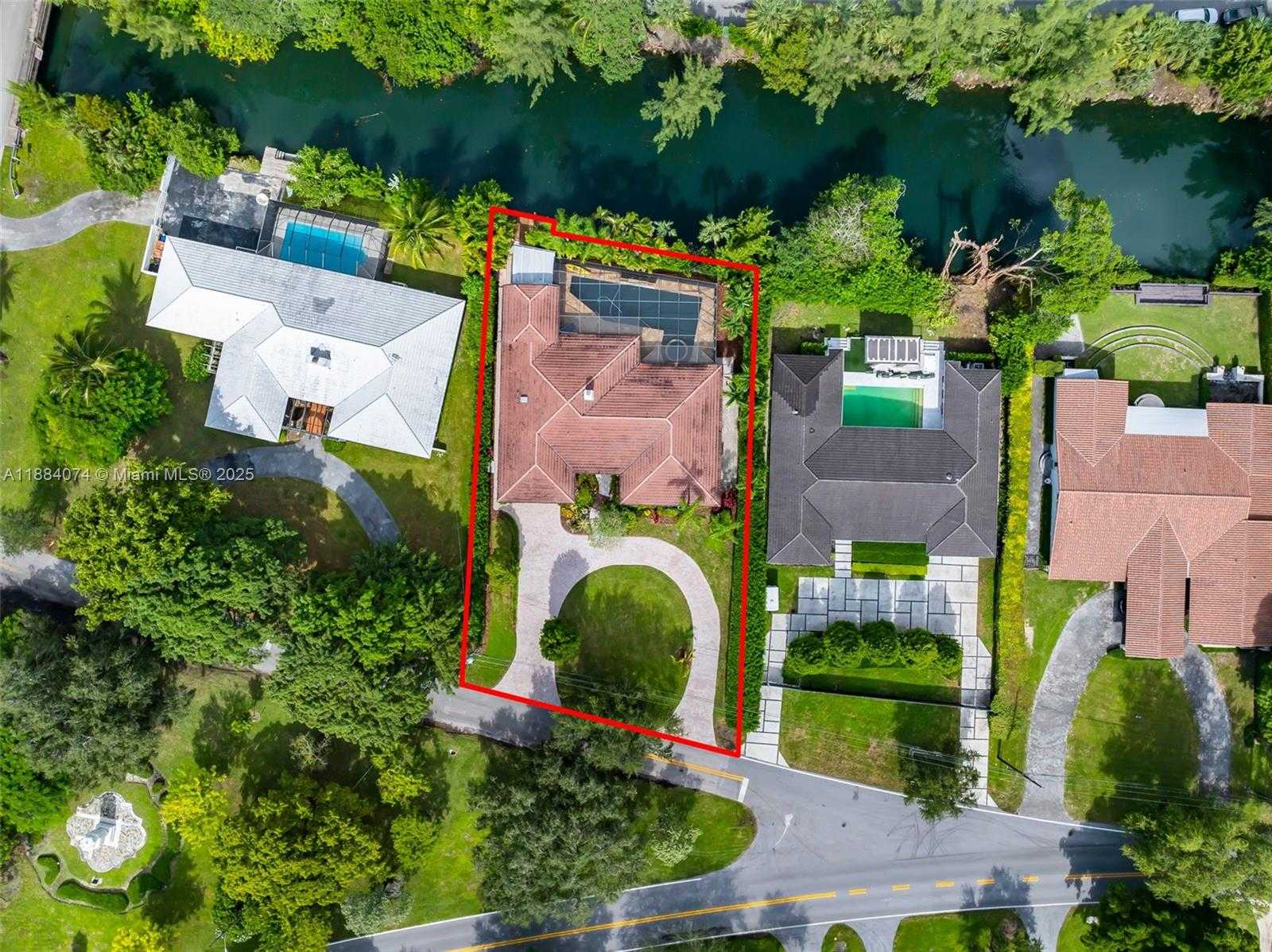 Small Image of 5120 CARILLO ST, Coral Gables Number 4