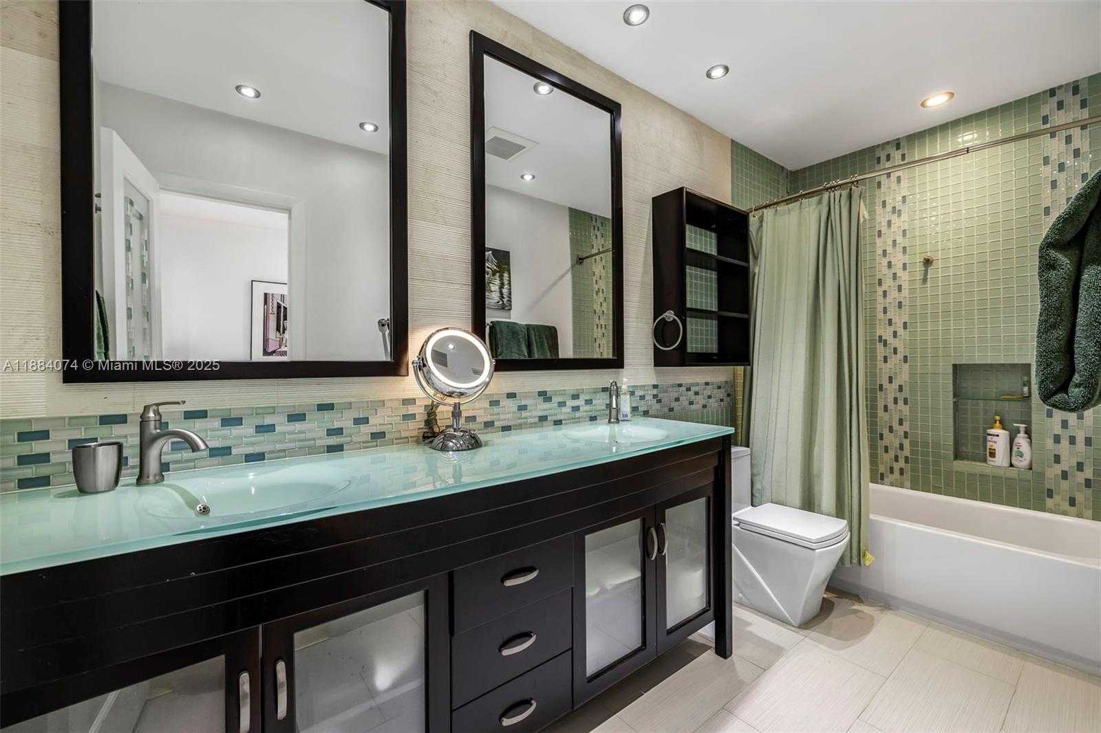 Small Image of 5120 CARILLO ST, Coral Gables Number 42