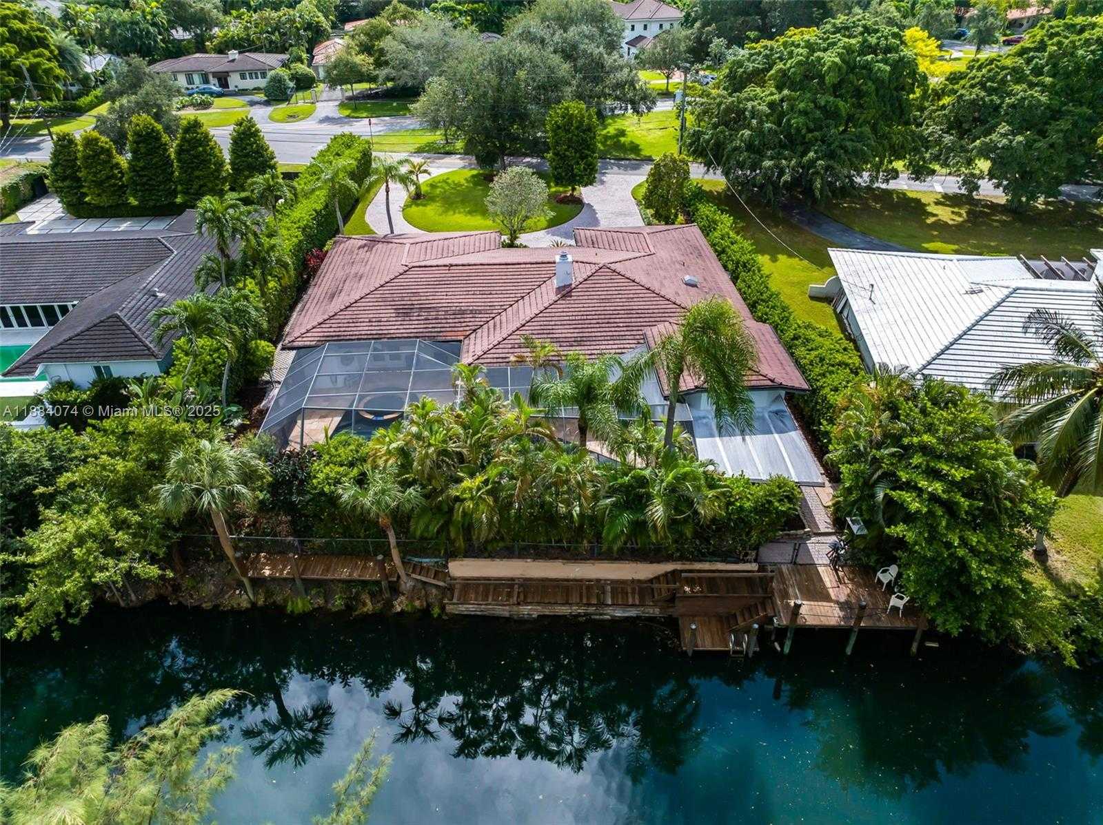 Small Image of 5120 CARILLO ST, Coral Gables Number 61