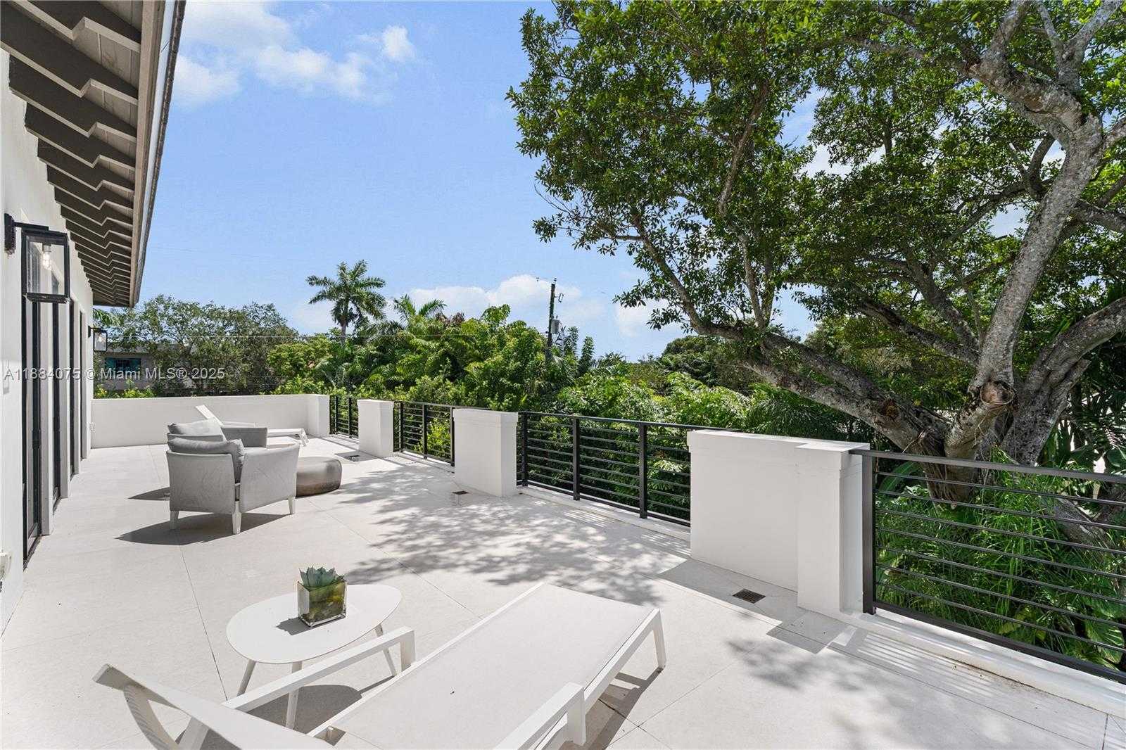 Small Image of 7001 SOUTH WEST 71ST AVE, Miami Number 14