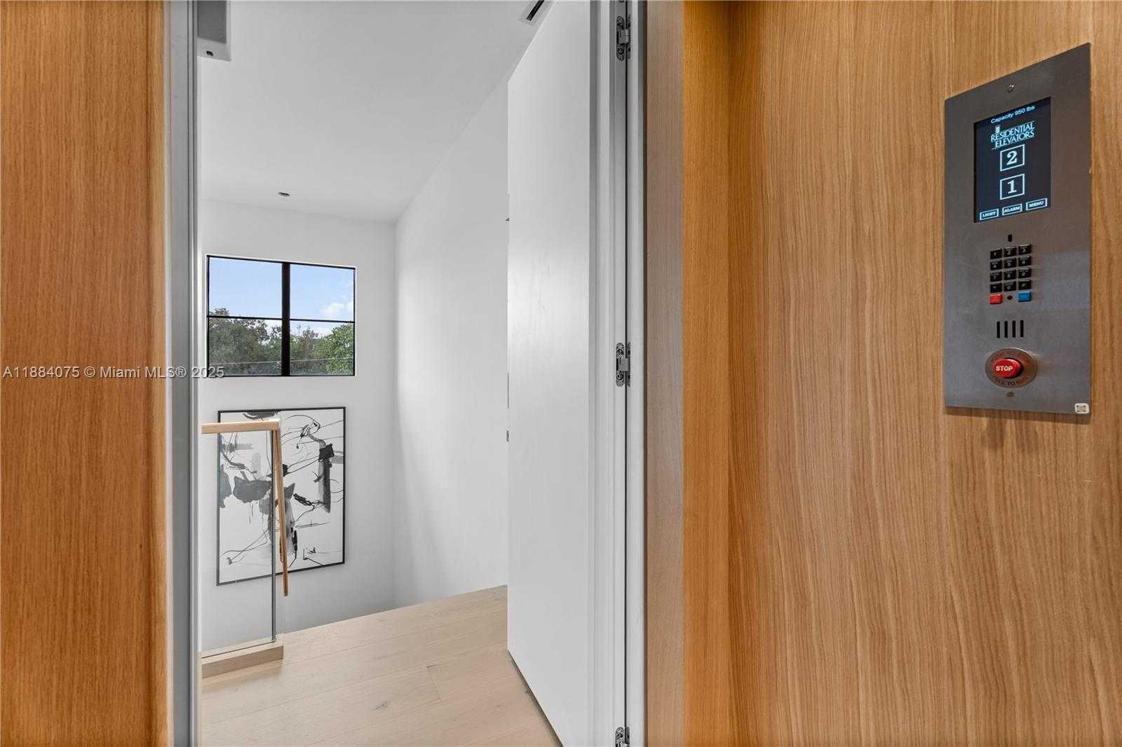 Small Image of 7001 SOUTH WEST 71ST AVE, Miami Number 41