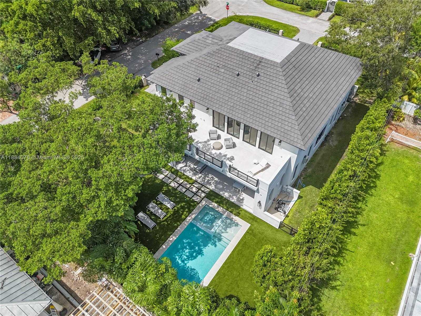 Small Image of 7001 SOUTH WEST 71ST AVE, Miami Number 45