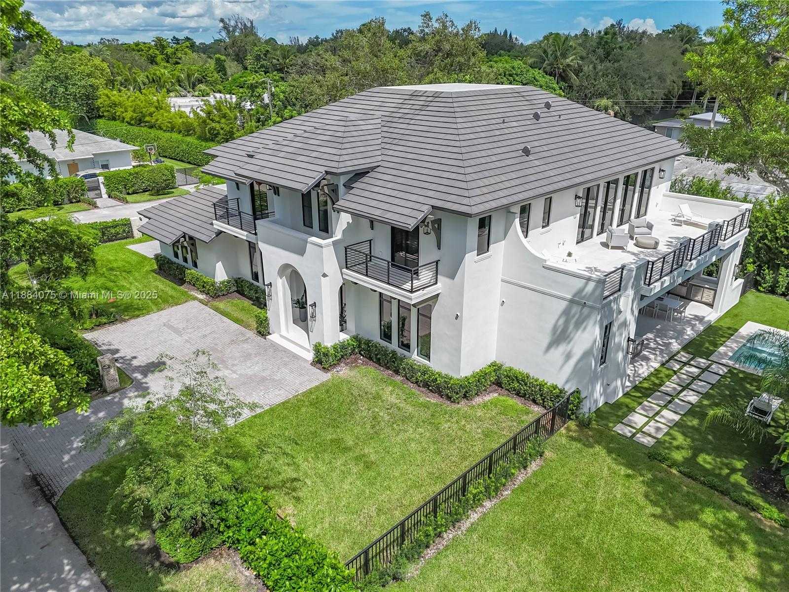 Small Image of 7001 SOUTH WEST 71ST AVE, Miami Number 46