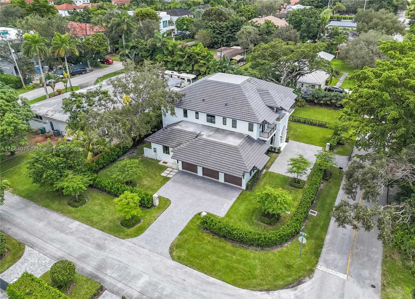 Small Image of 7001 SOUTH WEST 71ST AVE, Miami Number 48