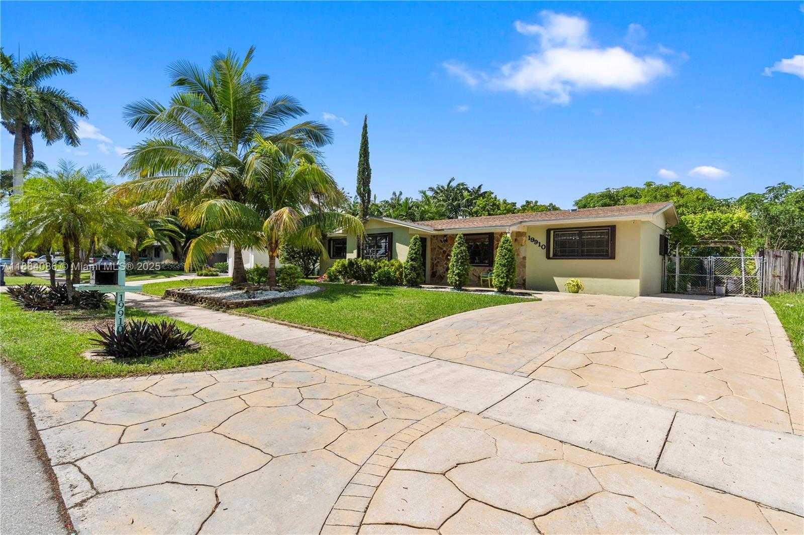 Small Image of 19910 SOUTH WEST 92ND AVE, Cutler Bay Number 11