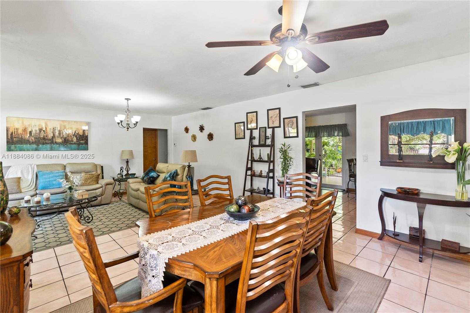 Small Image of 19910 SOUTH WEST 92ND AVE, Cutler Bay Number 21
