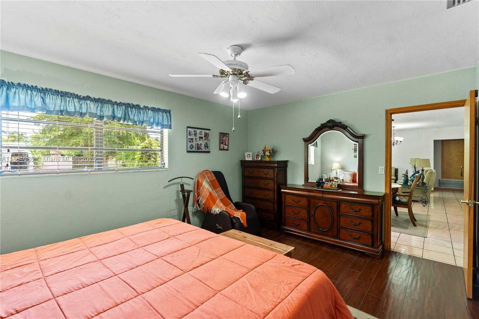 Small Image of 19910 SOUTH WEST 92ND AVE, Cutler Bay Number 32