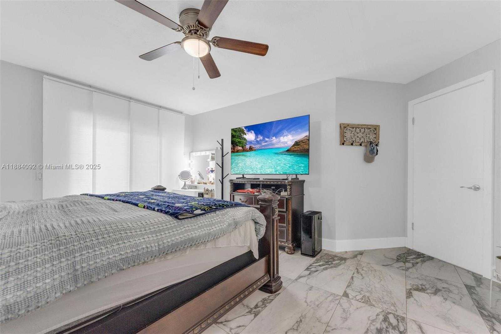 Small Image of 930 SOUTH WEST 108TH AVE, Pembroke Pines Number 18