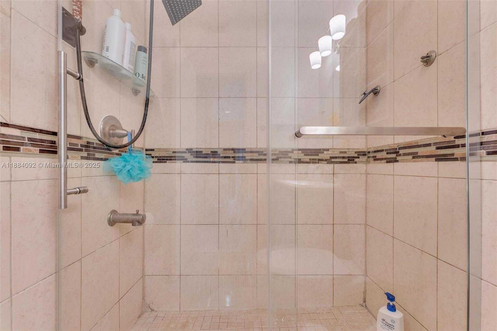 Small Image of 930 SOUTH WEST 108TH AVE, Pembroke Pines Number 20