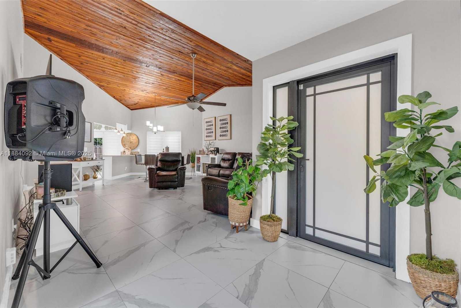 Small Image of 930 SOUTH WEST 108TH AVE, Pembroke Pines Number 31