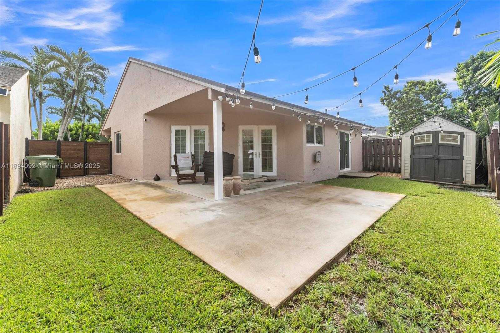 Small Image of 930 SOUTH WEST 108TH AVE, Pembroke Pines Number 35