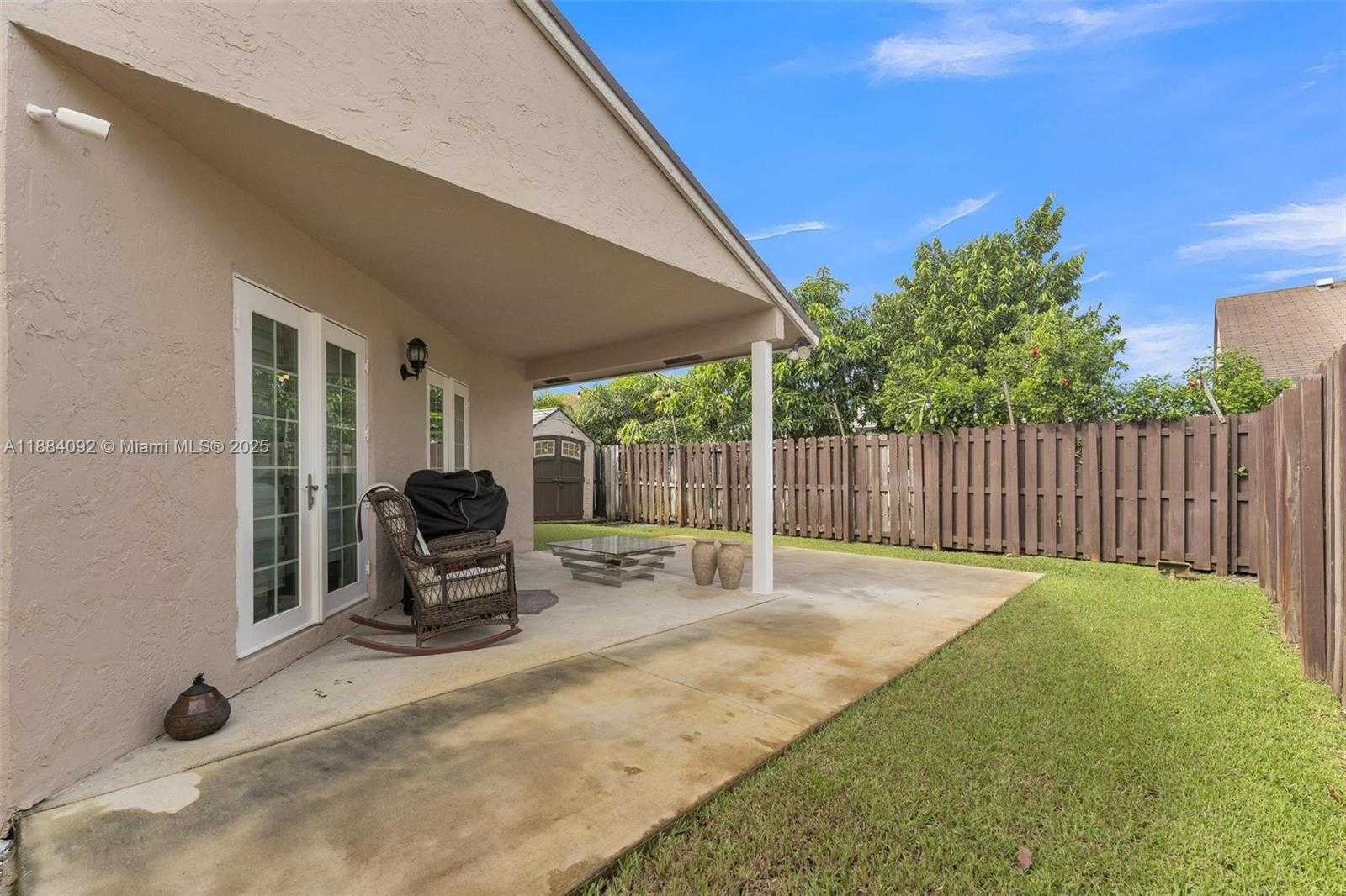 Small Image of 930 SOUTH WEST 108TH AVE, Pembroke Pines Number 37
