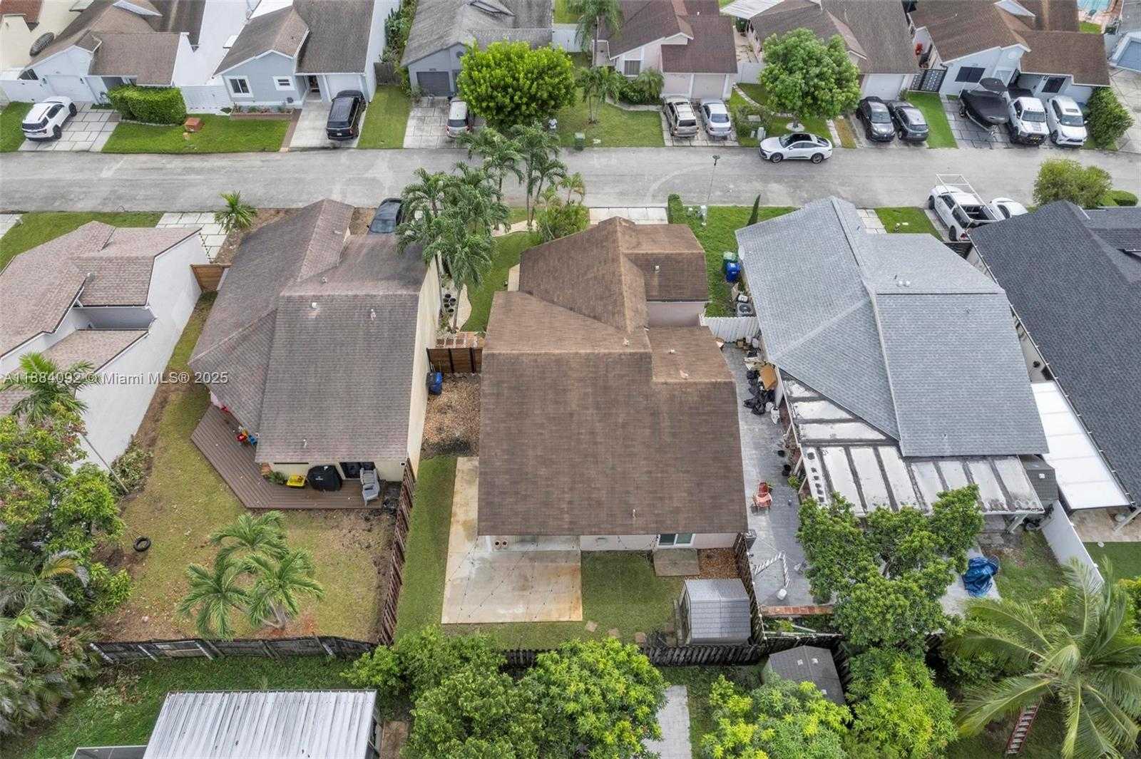 Small Image of 930 SOUTH WEST 108TH AVE, Pembroke Pines Number 43