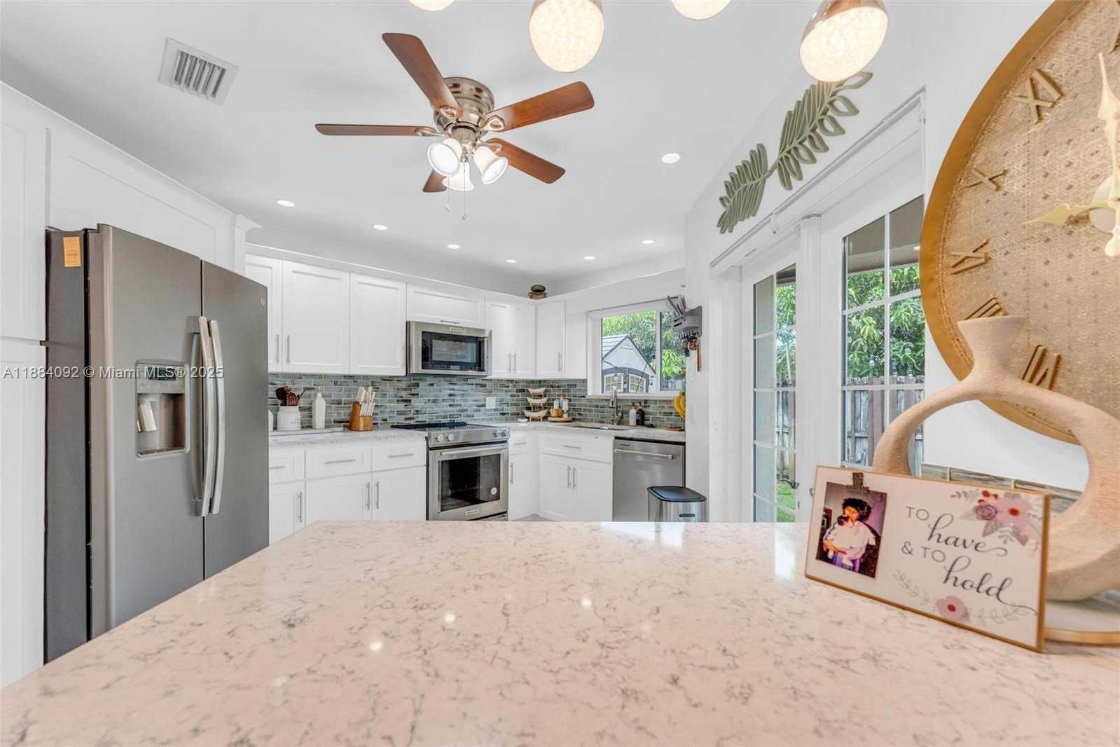 Small Image of 930 SOUTH WEST 108TH AVE, Pembroke Pines Number 9