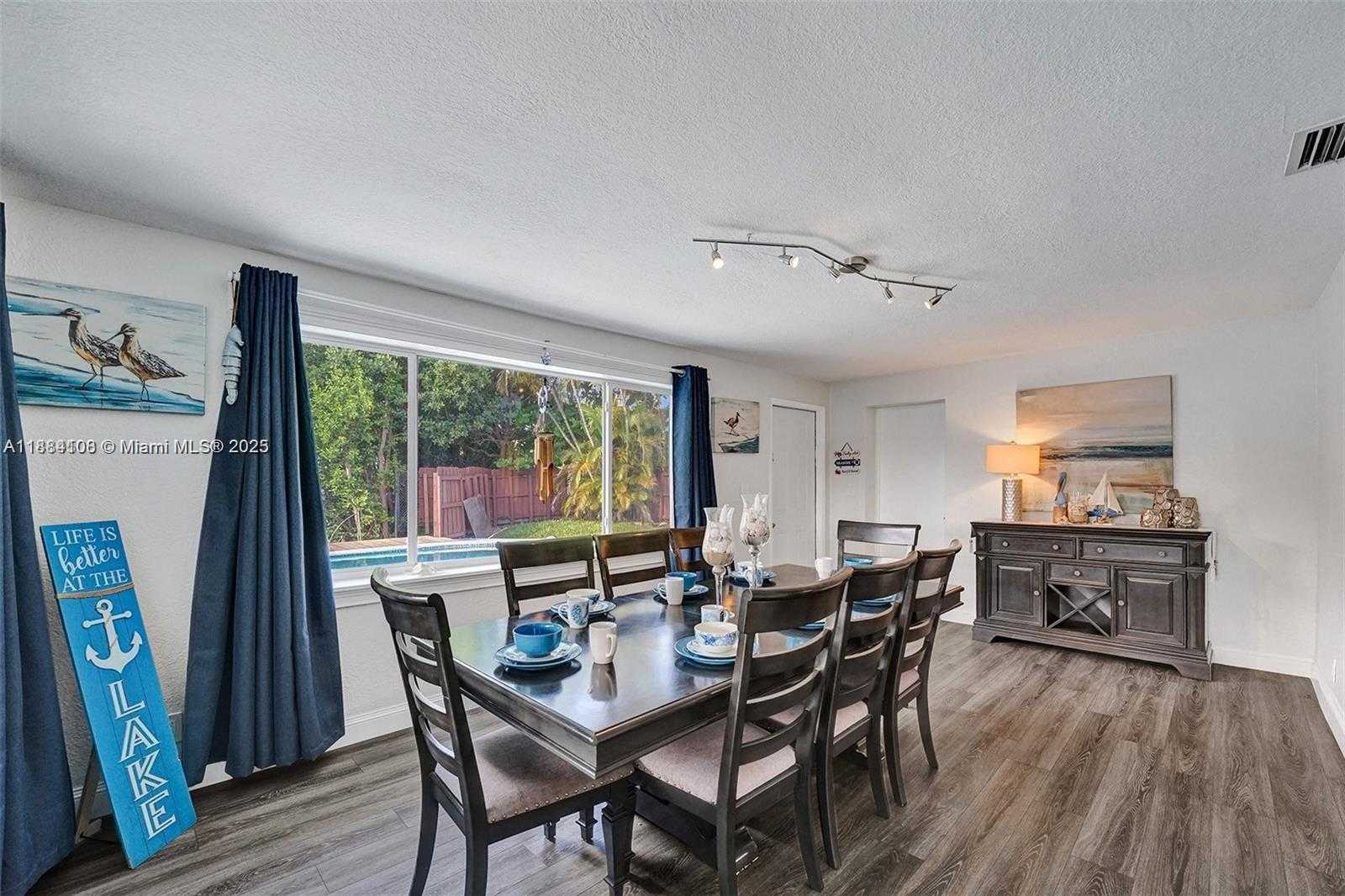 Small Image of 3730 SOUTH WEST 47TH CT, Dania Beach Number 26