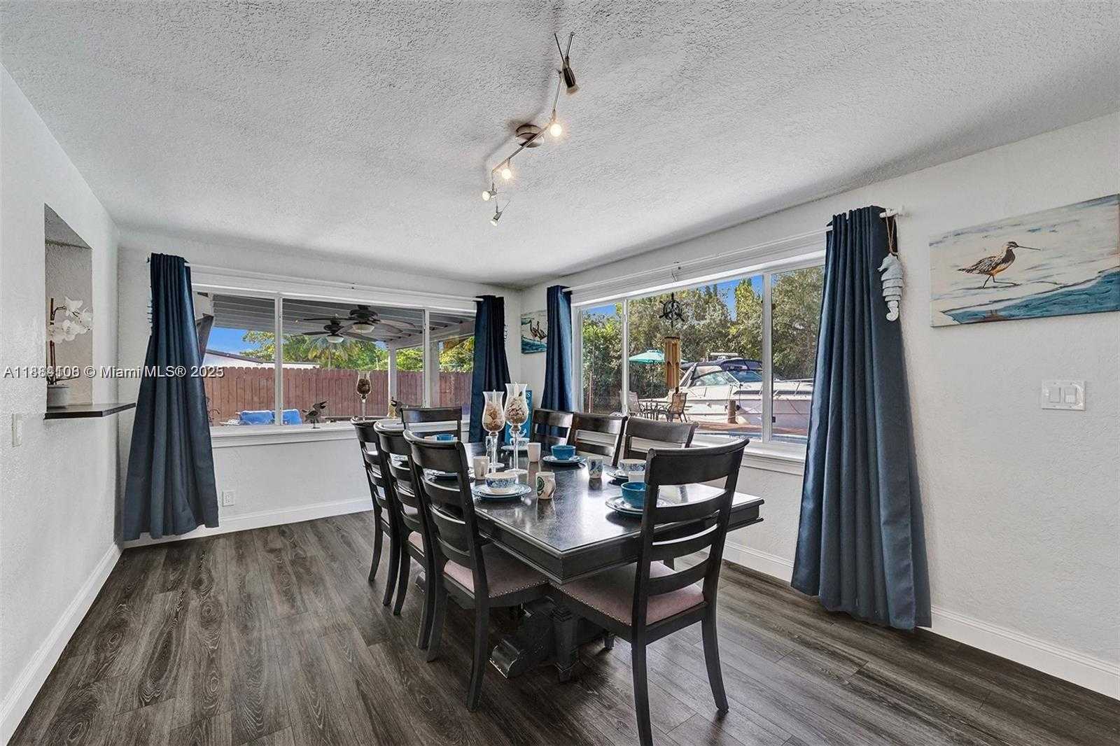 Small Image of 3730 SOUTH WEST 47TH CT, Dania Beach Number 30