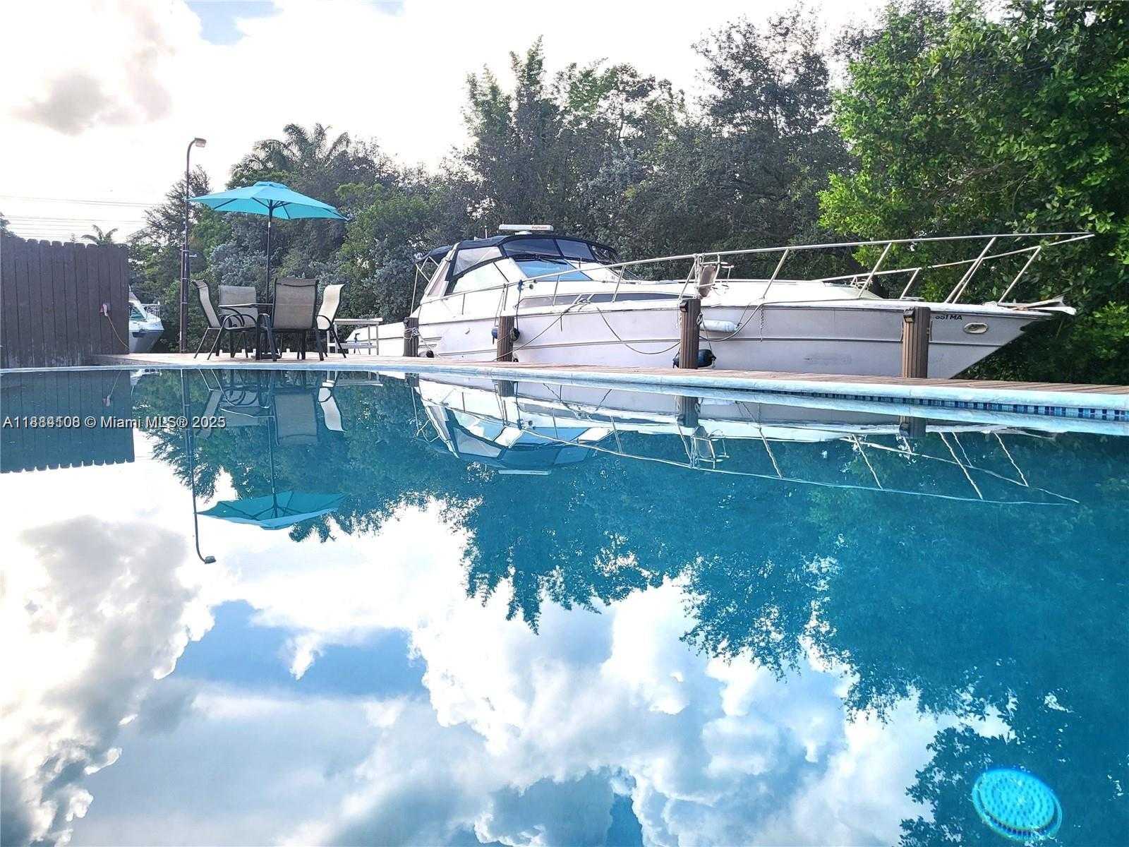 Small Image of 3730 SOUTH WEST 47TH CT, Dania Beach Number 58