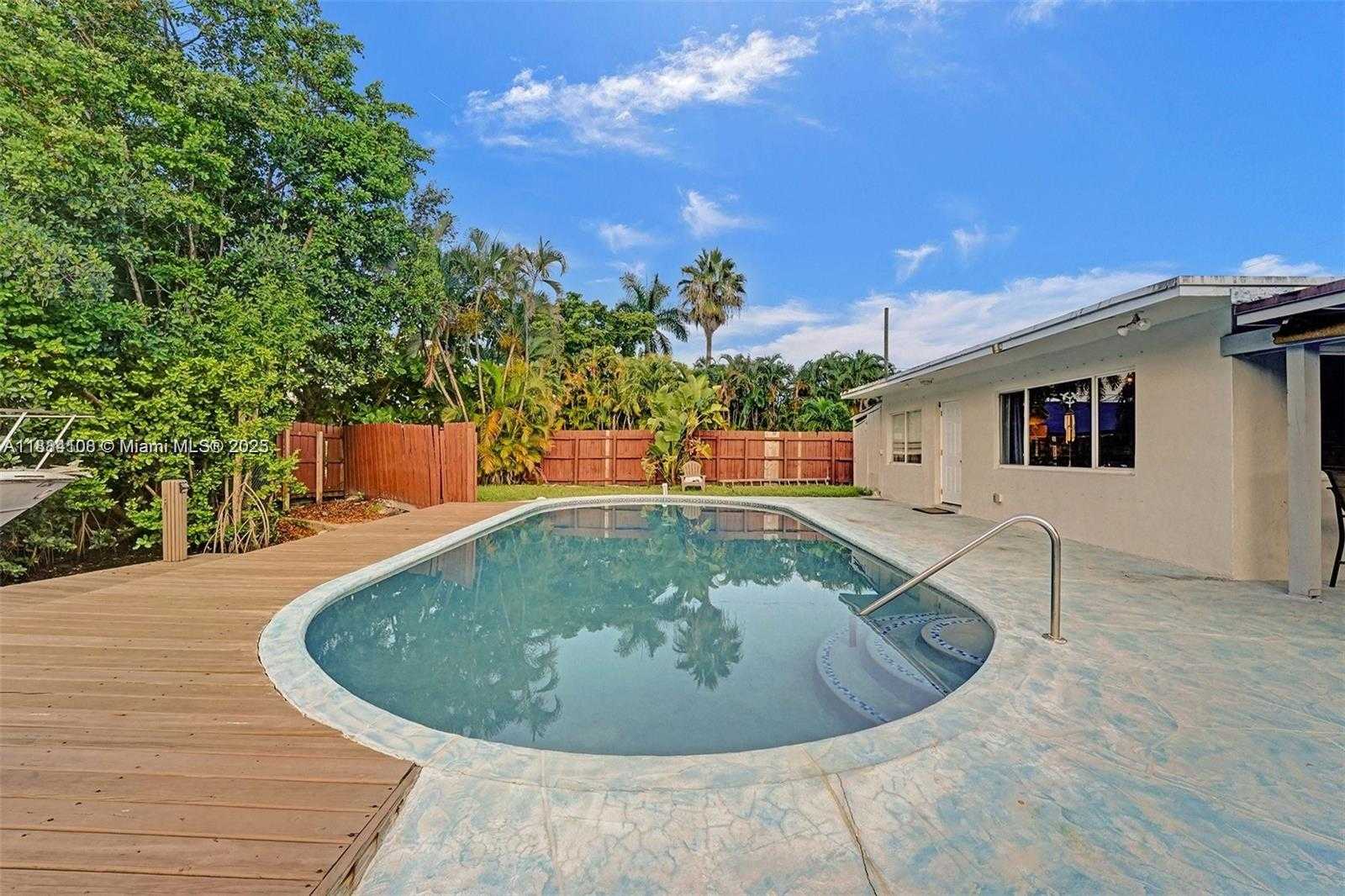 Small Image of 3730 SOUTH WEST 47TH CT, Dania Beach Number 61