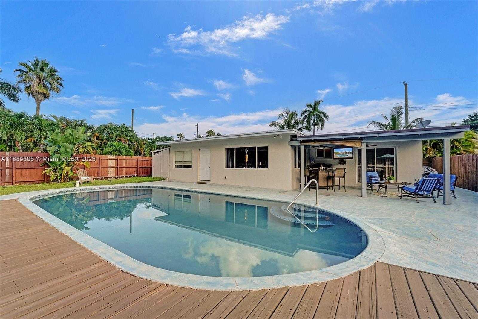 Small Image of 3730 SOUTH WEST 47TH CT, Dania Beach Number 62
