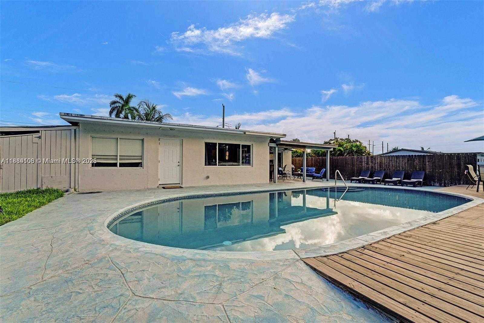 Small Image of 3730 SOUTH WEST 47TH CT, Dania Beach Number 63