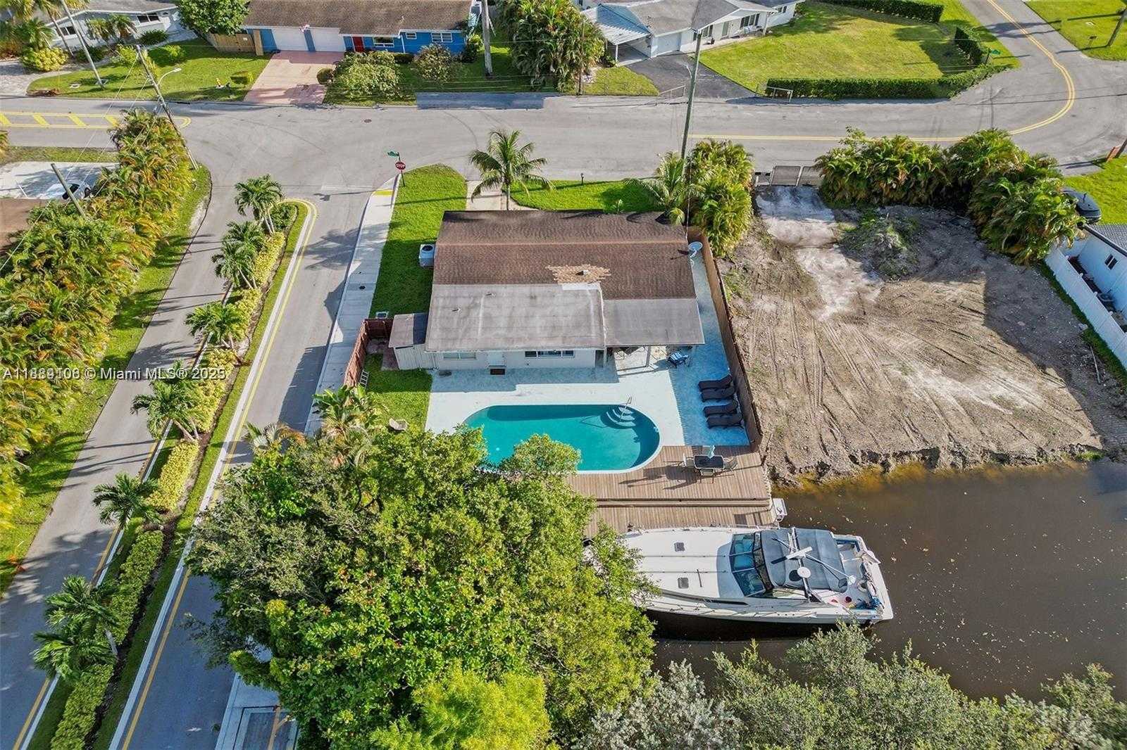 Small Image of 3730 SOUTH WEST 47TH CT, Dania Beach Number 70