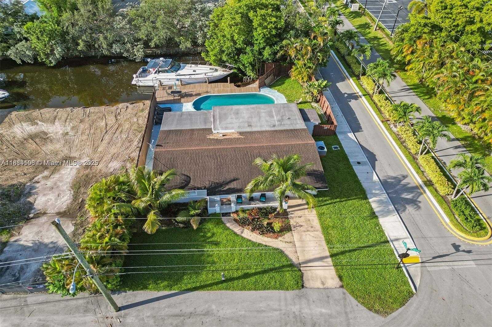 Small Image of 3730 SOUTH WEST 47TH CT, Dania Beach Number 72