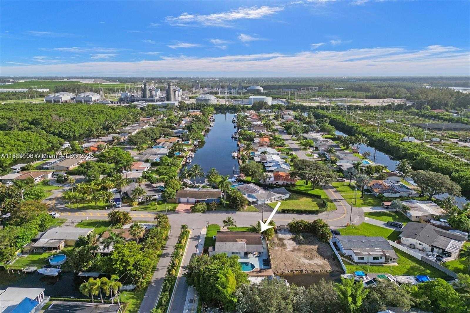 Small Image of 3730 SOUTH WEST 47TH CT, Dania Beach Number 75