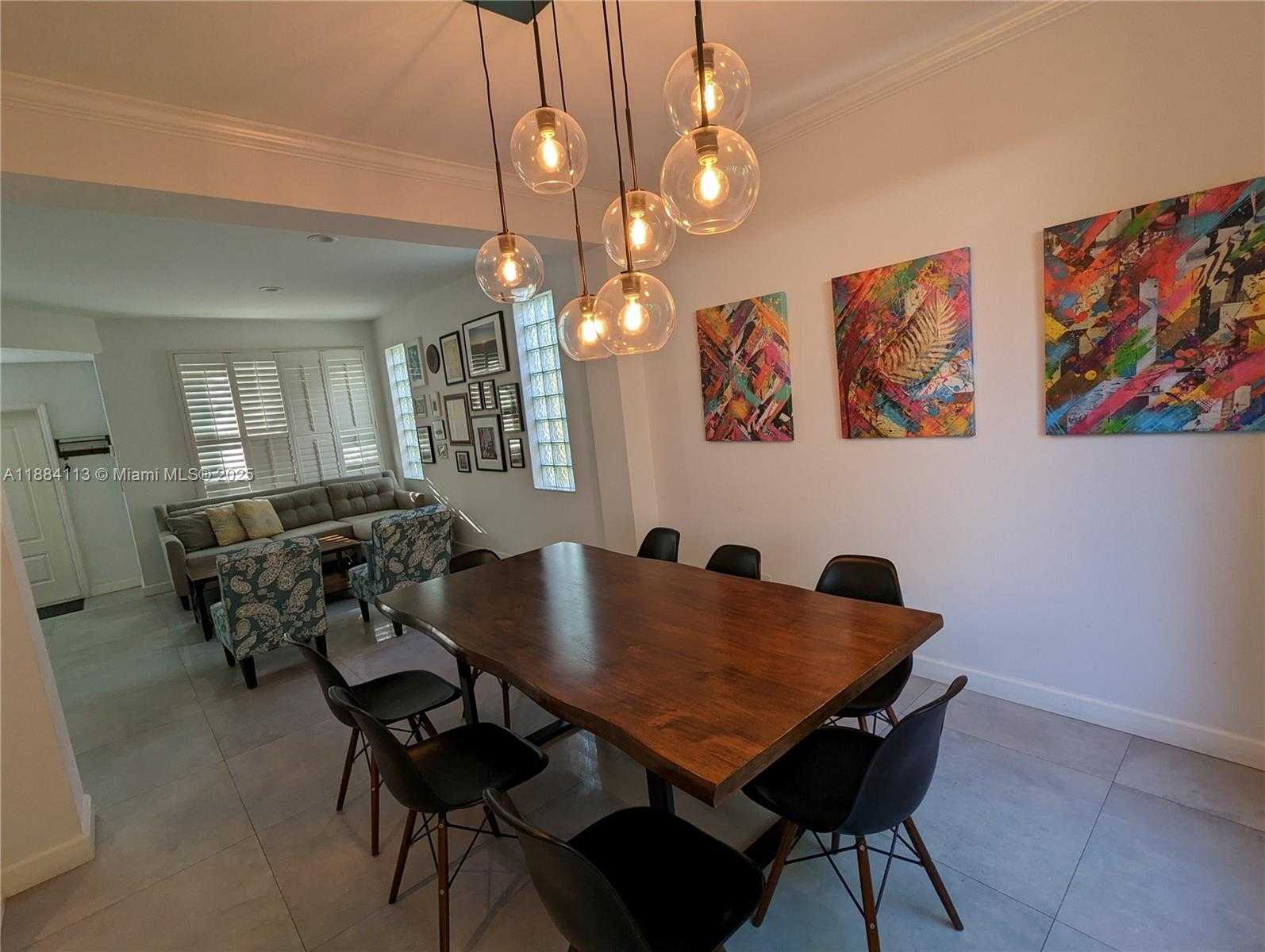 Small Image of 16005 OPAL CREEK DR, Weston Number 5
