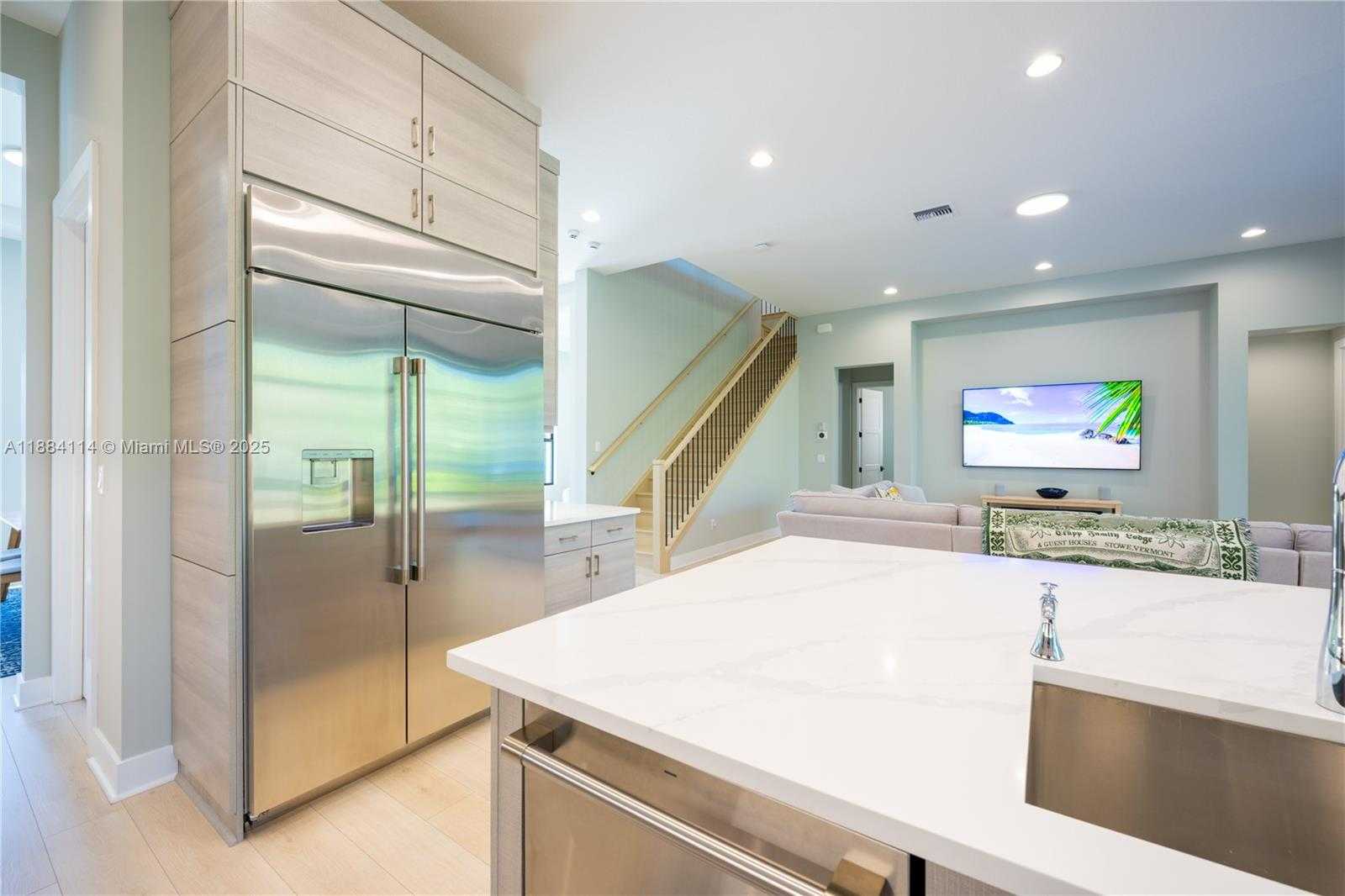 Small Image of 13402 ARTISAN CIR, Palm Beach Gardens Number 16
