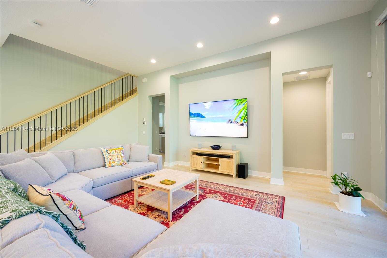 Small Image of 13402 ARTISAN CIR, Palm Beach Gardens Number 22