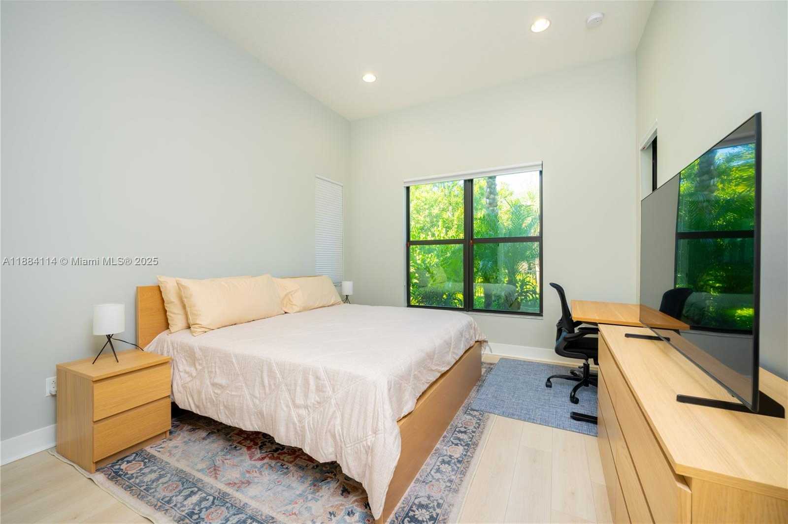 Small Image of 13402 ARTISAN CIR, Palm Beach Gardens Number 23