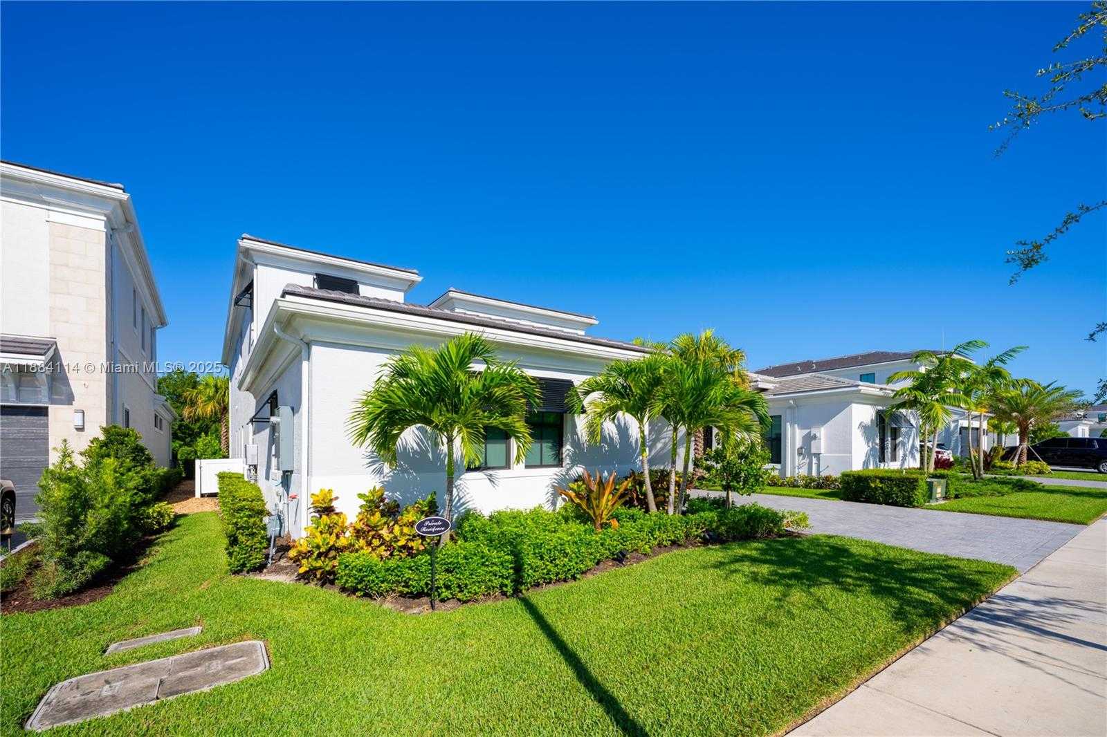 Small Image of 13402 ARTISAN CIR, Palm Beach Gardens Number 3