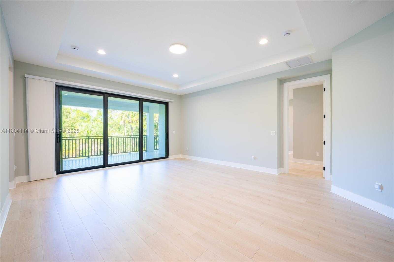 Small Image of 13402 ARTISAN CIR, Palm Beach Gardens Number 48