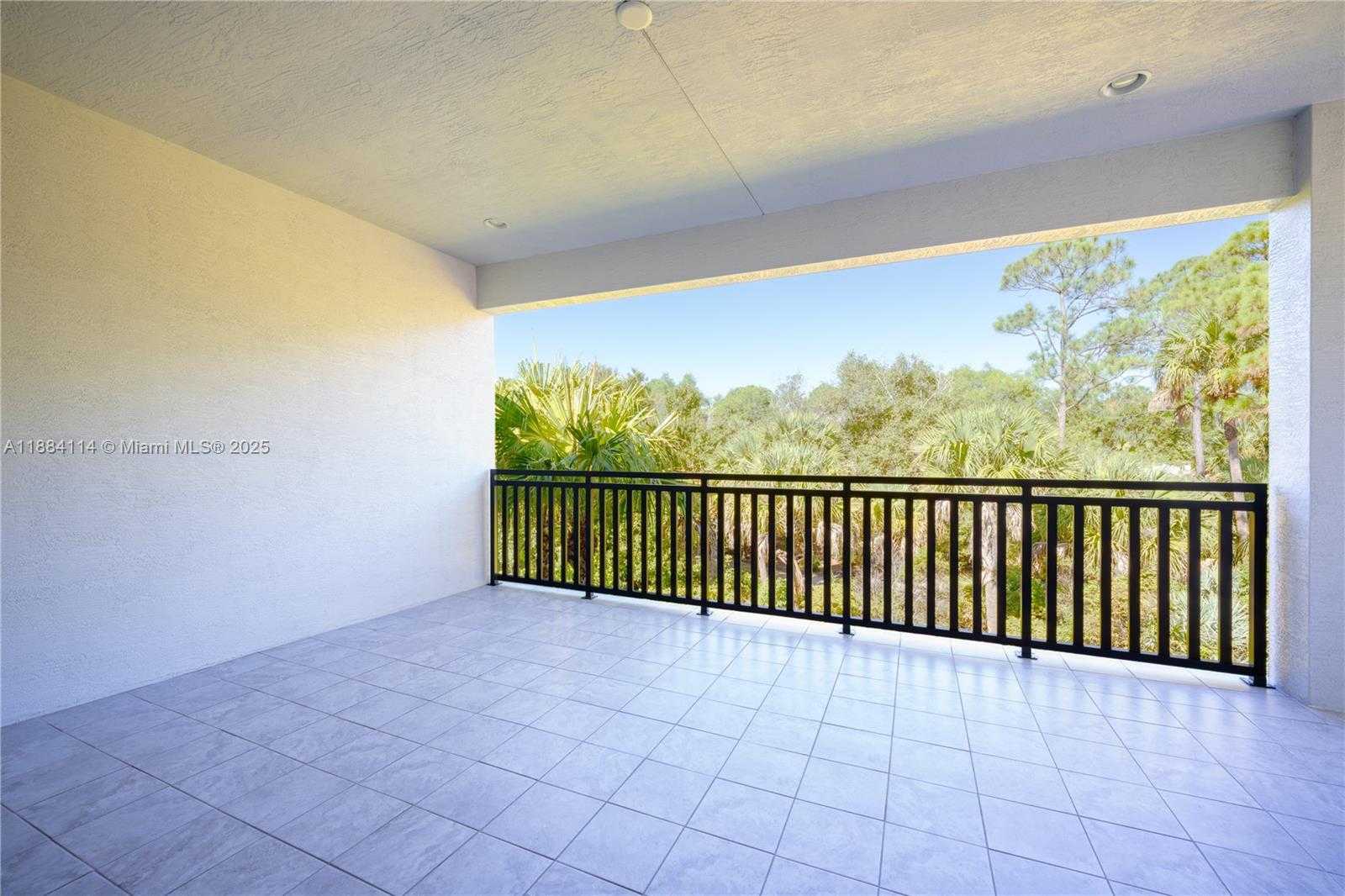 Small Image of 13402 ARTISAN CIR, Palm Beach Gardens Number 49