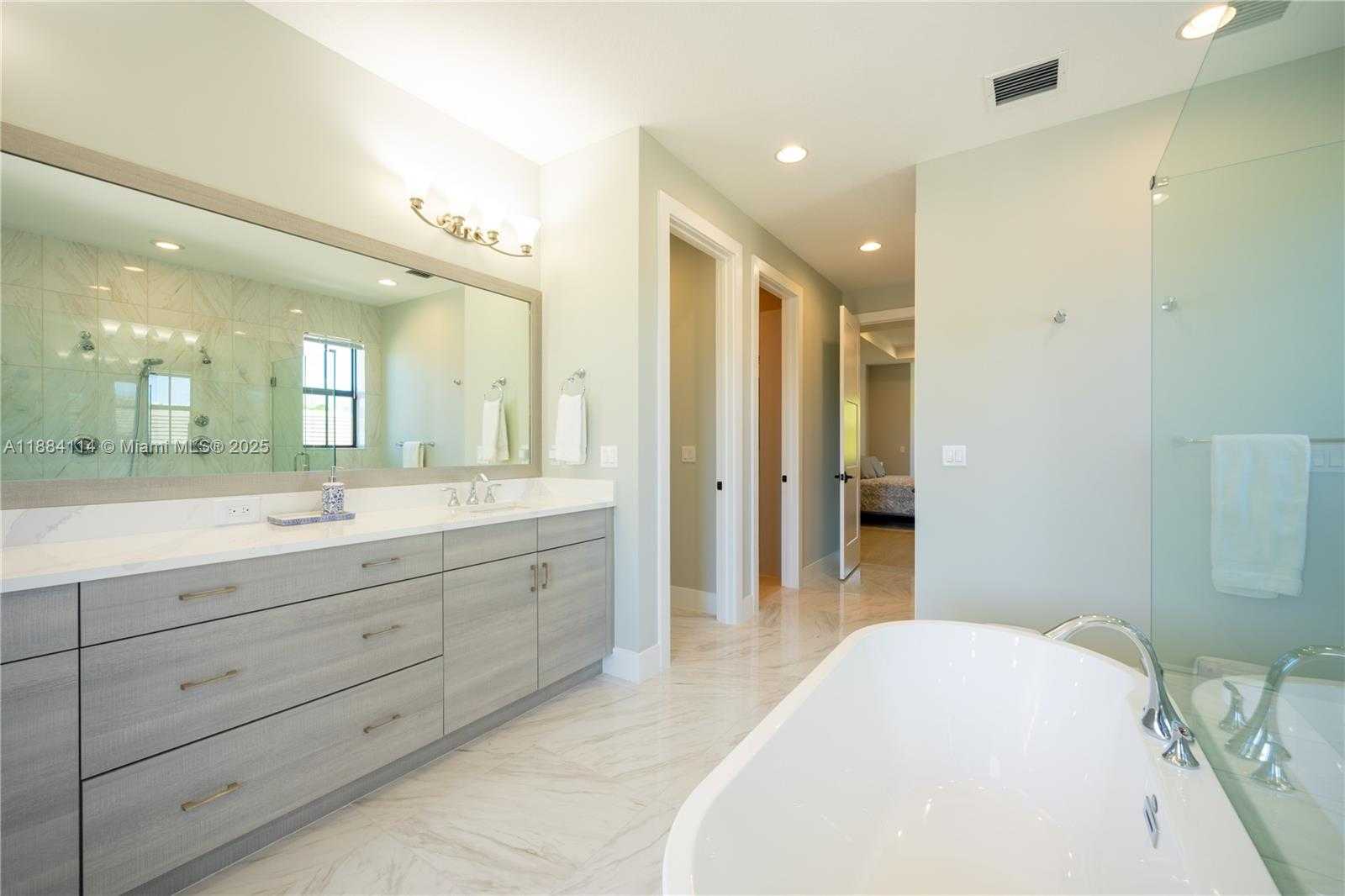 Small Image of 13402 ARTISAN CIR, Palm Beach Gardens Number 70