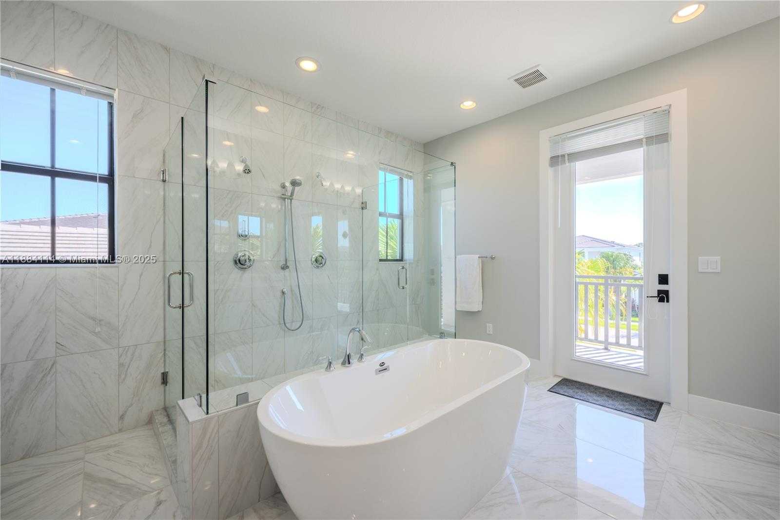 Small Image of 13402 ARTISAN CIR, Palm Beach Gardens Number 71