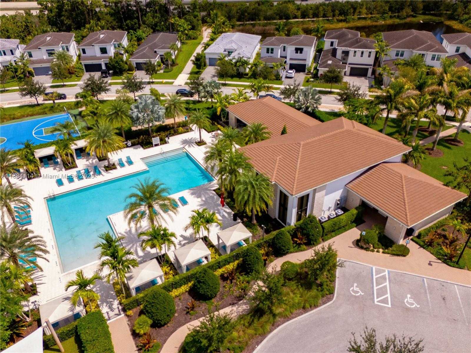 Small Image of 13402 ARTISAN CIR, Palm Beach Gardens Number 91