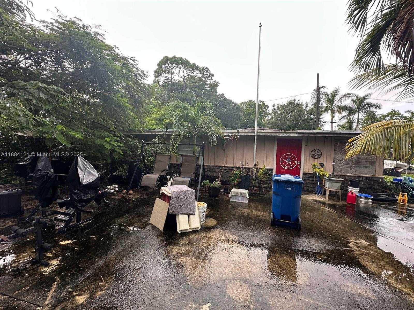 Small Image of 1499 SOUTH WEST 28TH WAY, Fort Lauderdale Number 23