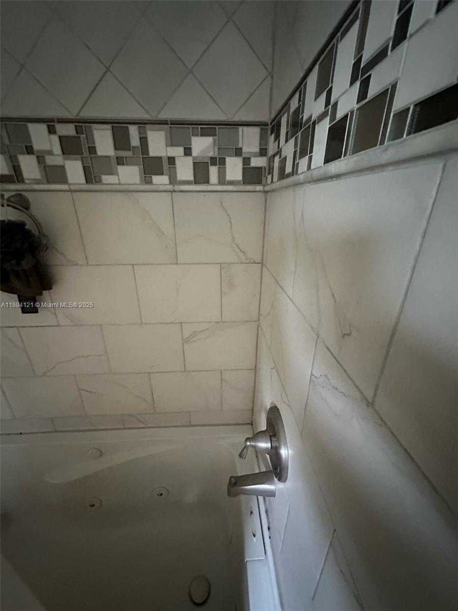 Small Image of 1499 SOUTH WEST 28TH WAY, Fort Lauderdale Number 50