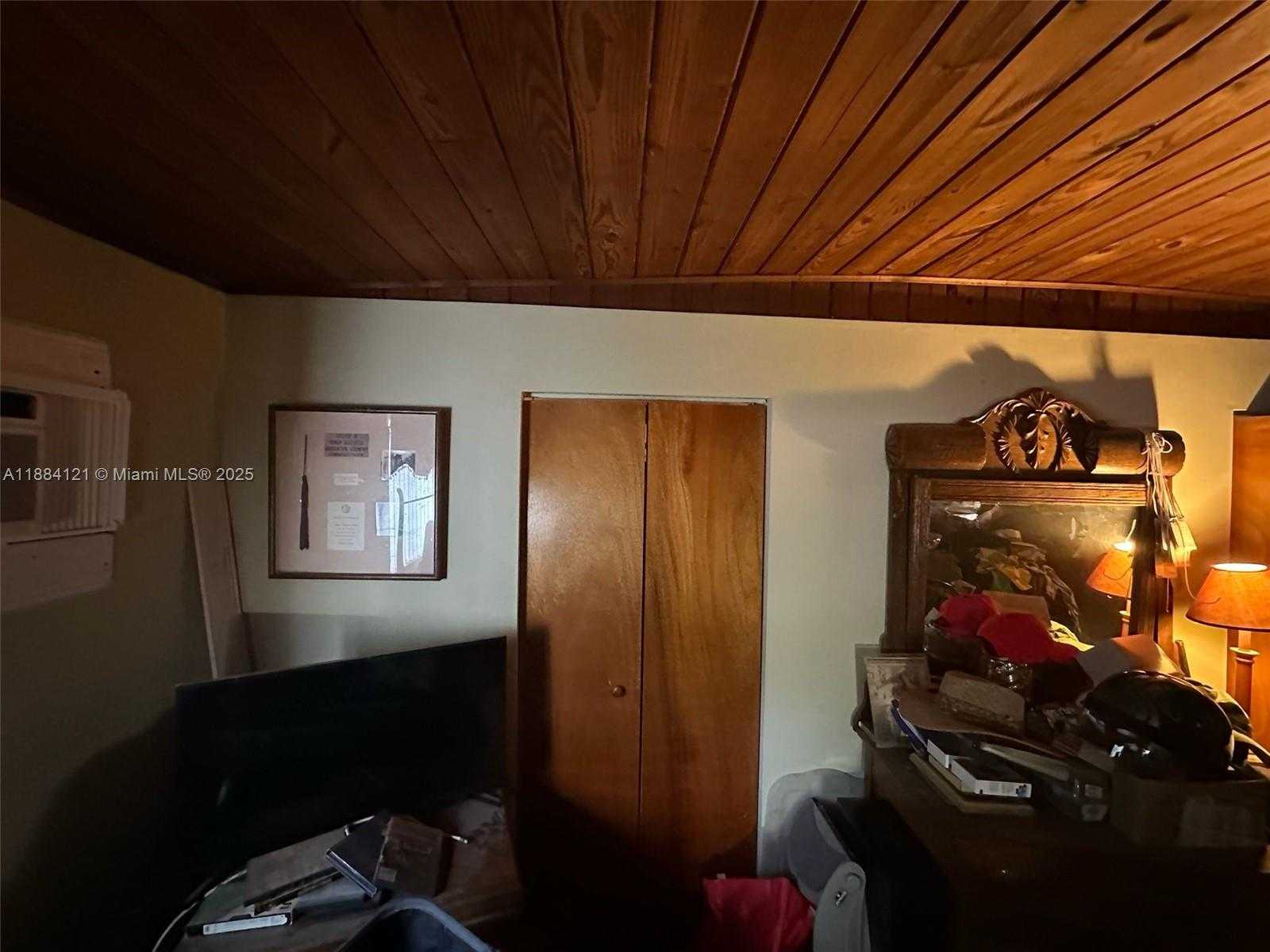 Small Image of 1499 SOUTH WEST 28TH WAY, Fort Lauderdale Number 56