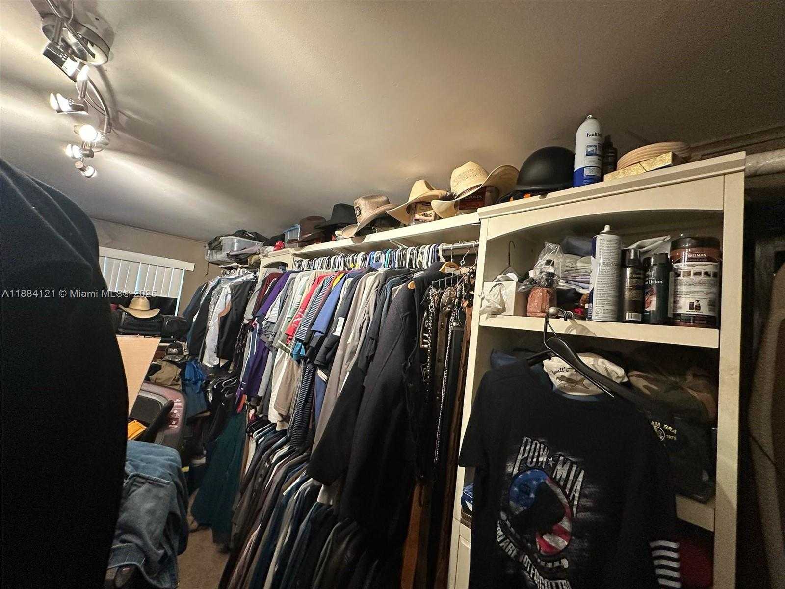 Small Image of 1499 SOUTH WEST 28TH WAY, Fort Lauderdale Number 9