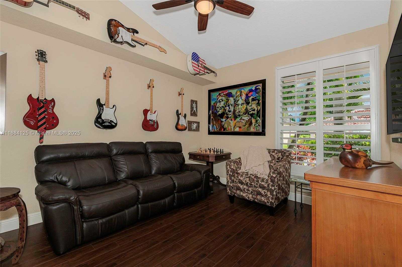 Small Image of 1100 SOUTH WEST 156TH AVE, Pembroke Pines Number 63