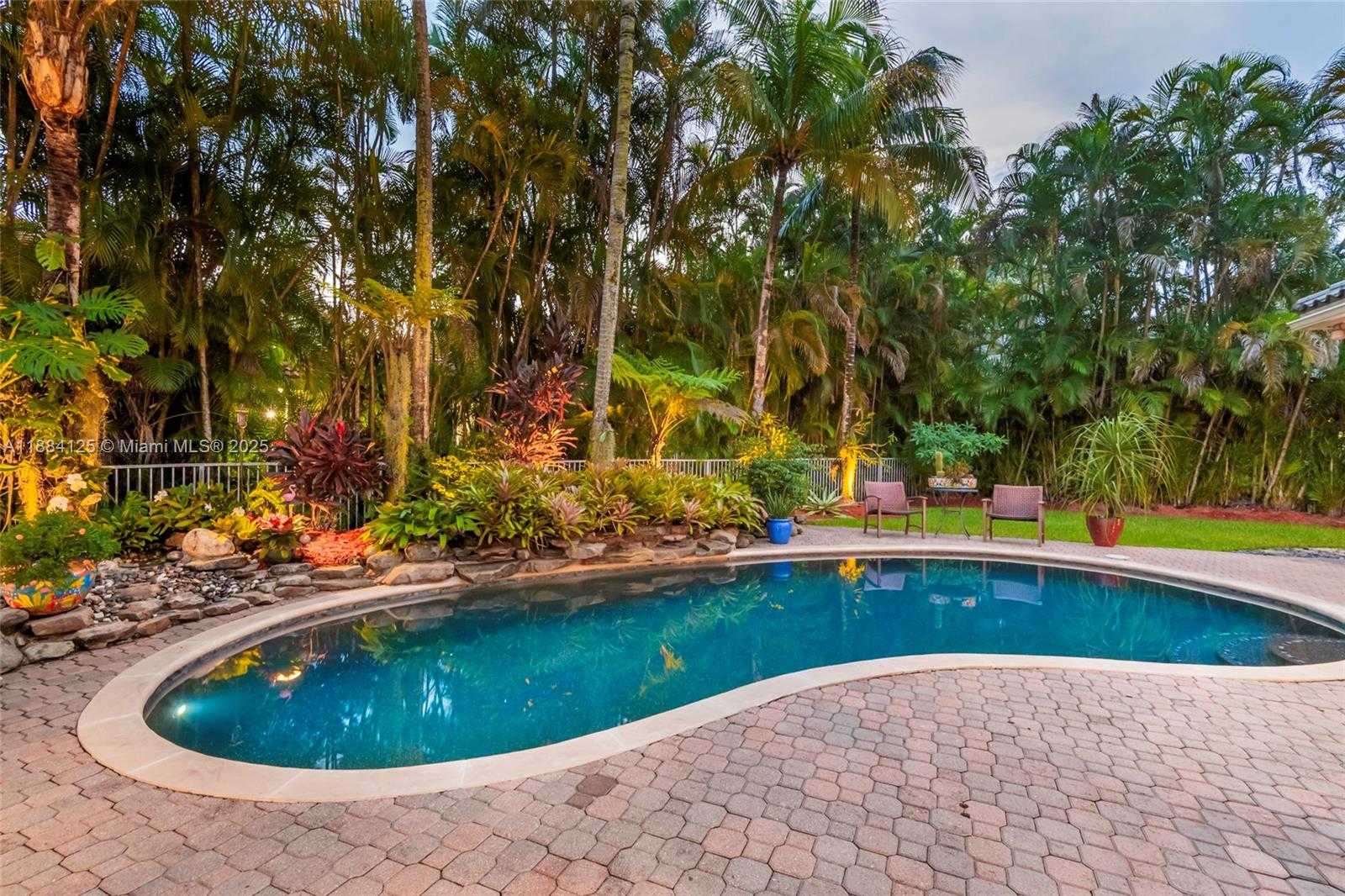 Small Image of 1100 SOUTH WEST 156TH AVE, Pembroke Pines Number 73