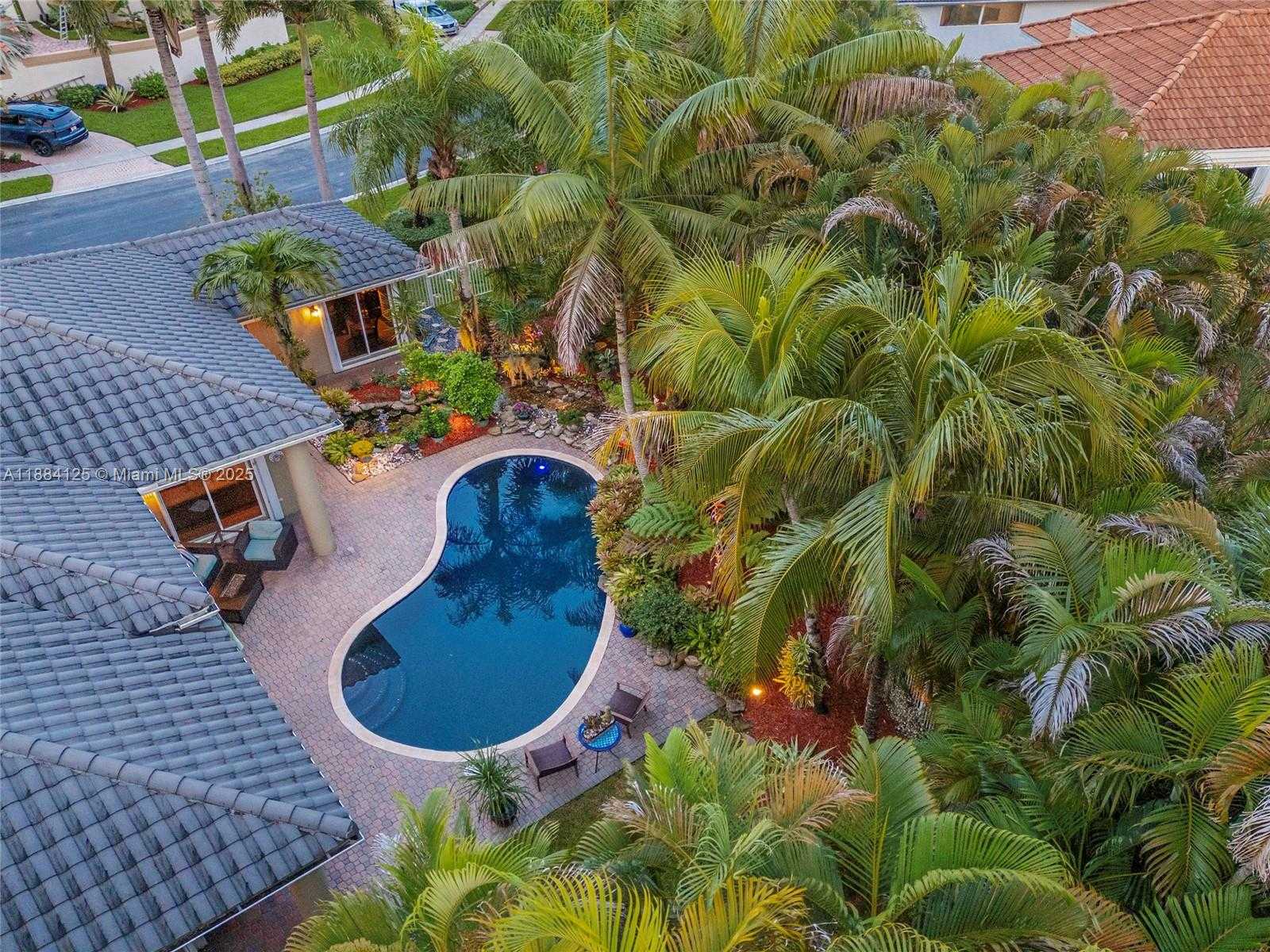 Small Image of 1100 SOUTH WEST 156TH AVE, Pembroke Pines Number 76