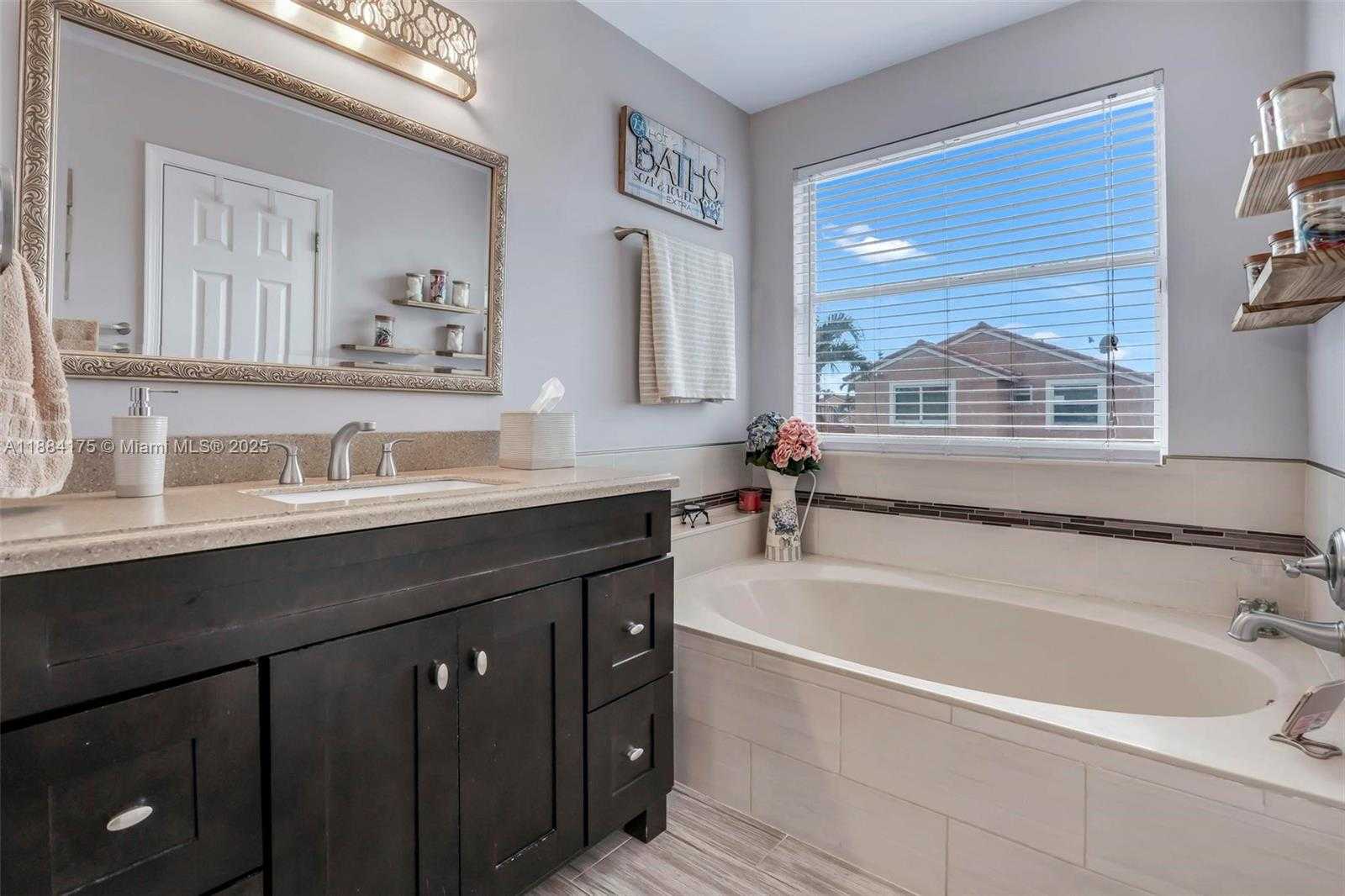 Small Image of 1036 NORTH WEST 187TH AVE, Pembroke Pines Number 26