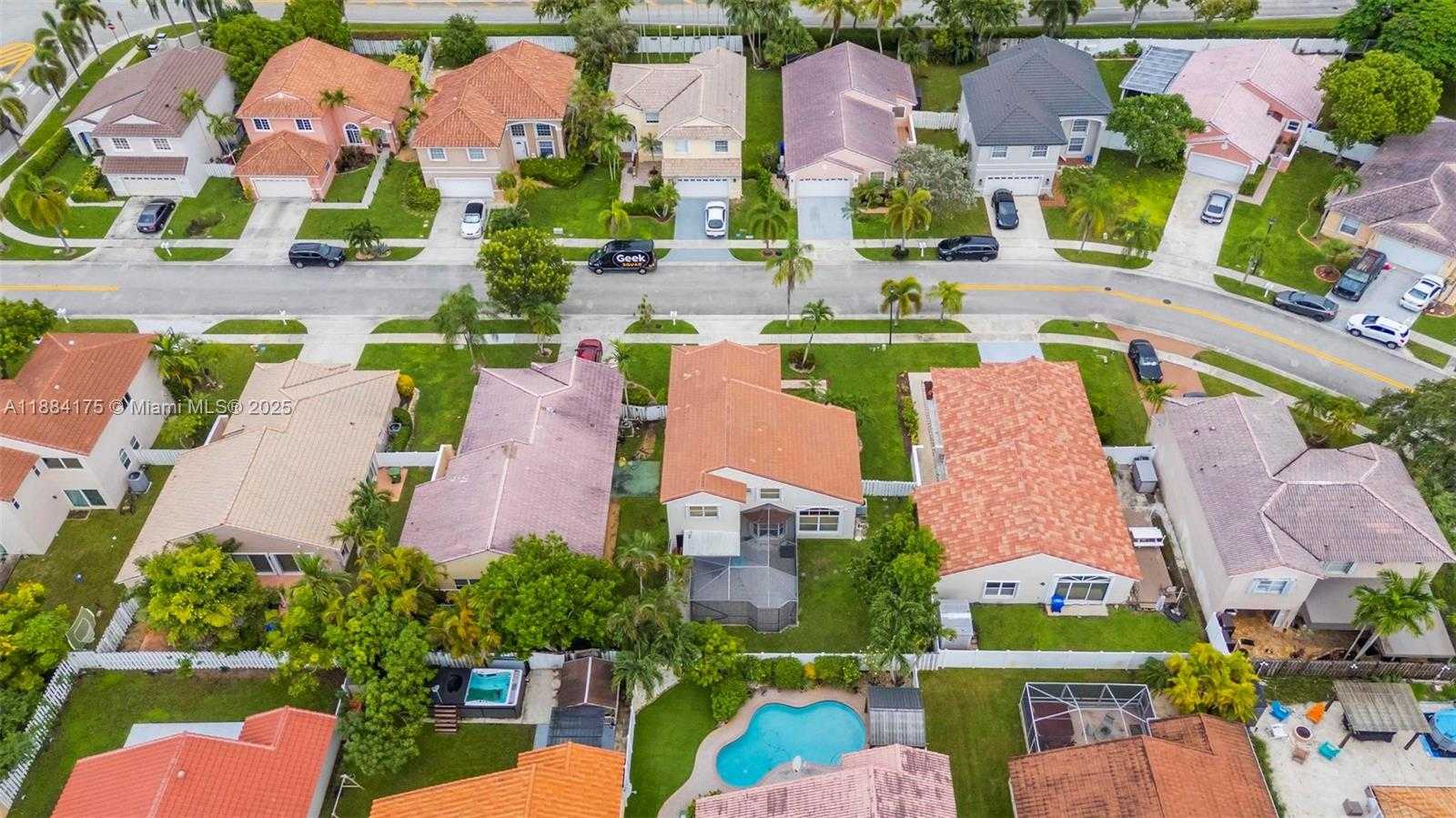 Small Image of 1036 NORTH WEST 187TH AVE, Pembroke Pines Number 39