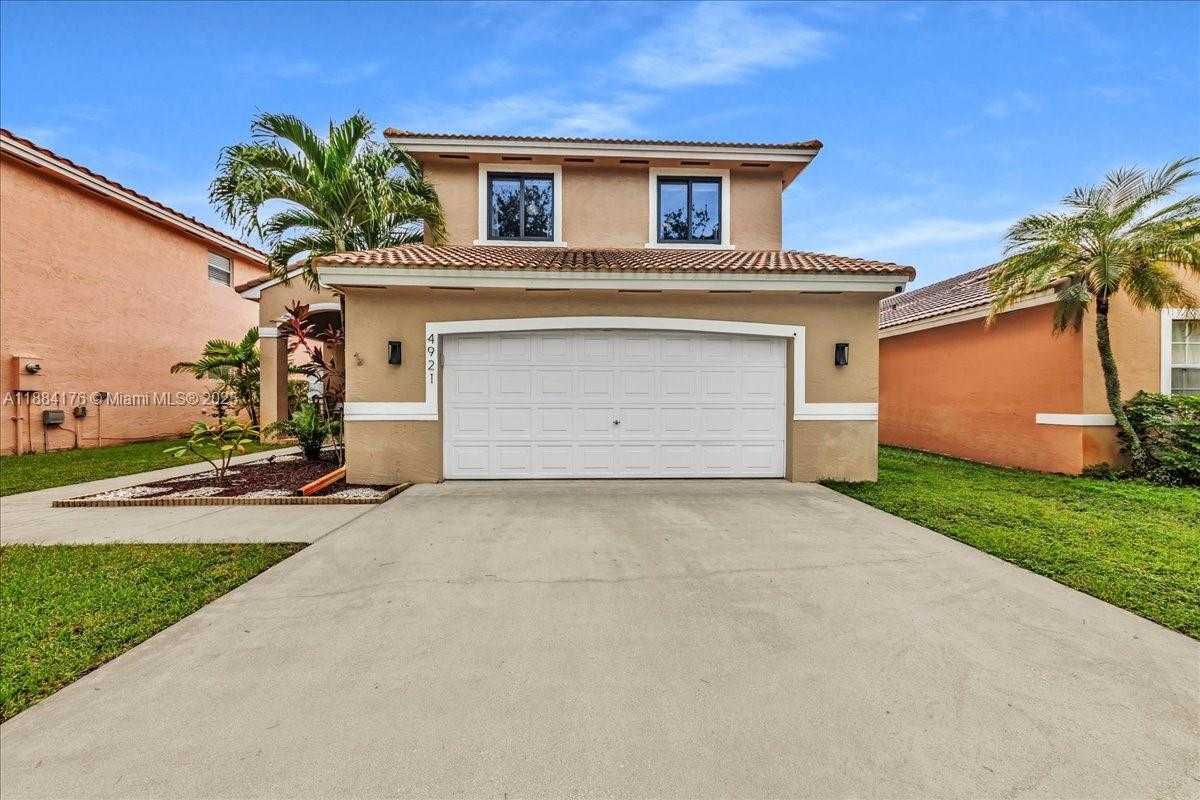 Small Image of 4921 SOUTH WEST 152ND AVE, Miramar Number 2