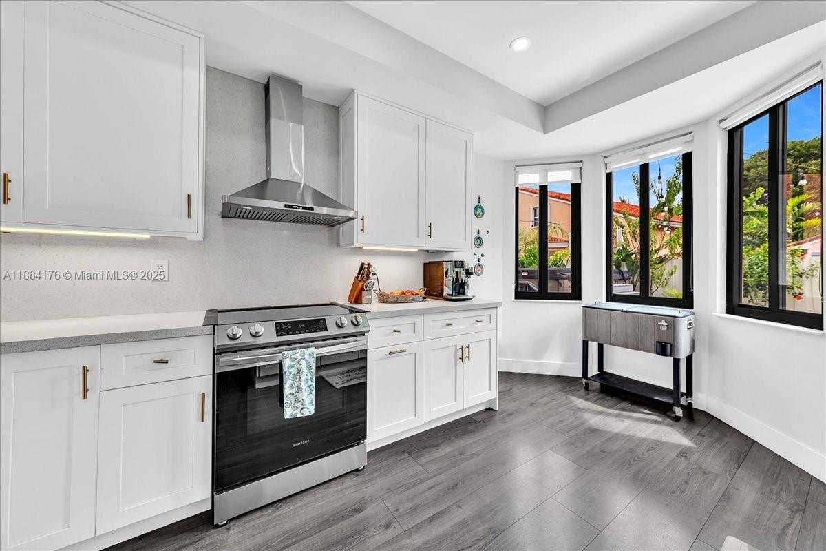 Small Image of 4921 SOUTH WEST 152ND AVE, Miramar Number 20