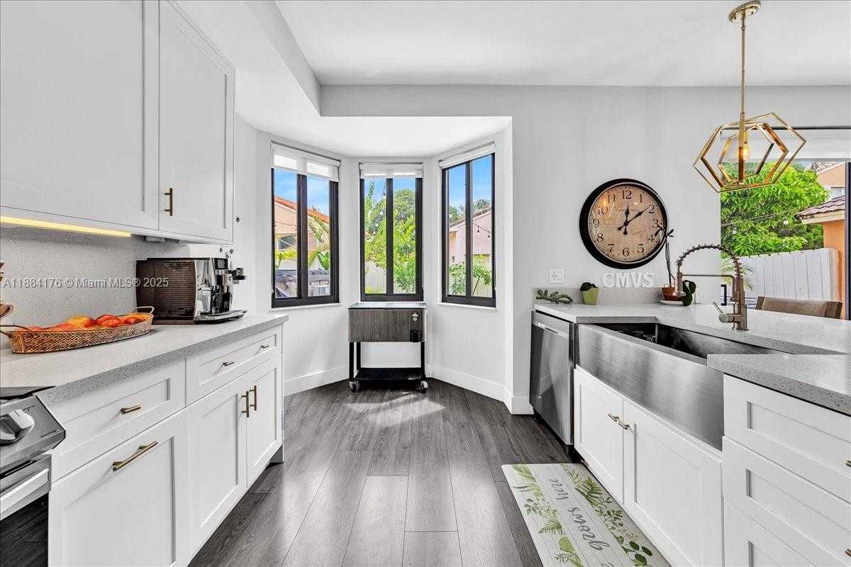 Small Image of 4921 SOUTH WEST 152ND AVE, Miramar Number 23